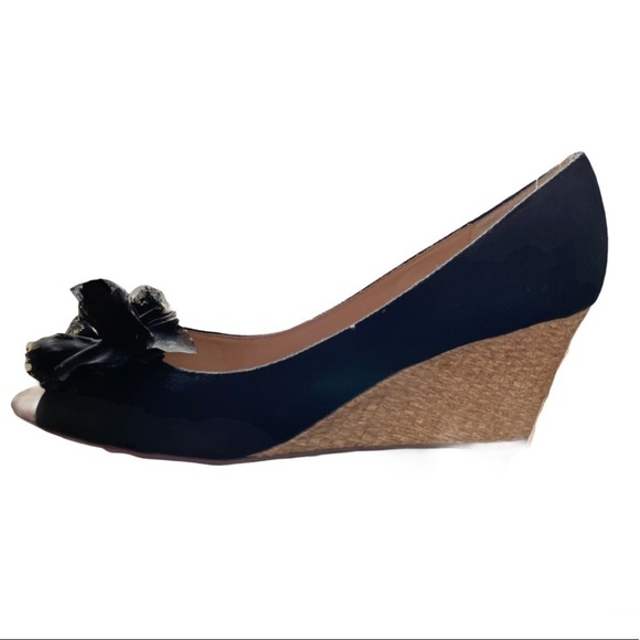 Unisa Black Canvas Wedges w Floret Detail - Picture 5 of 5
